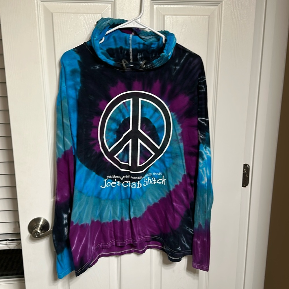 Joes Crab Shack long sleeved tshirt